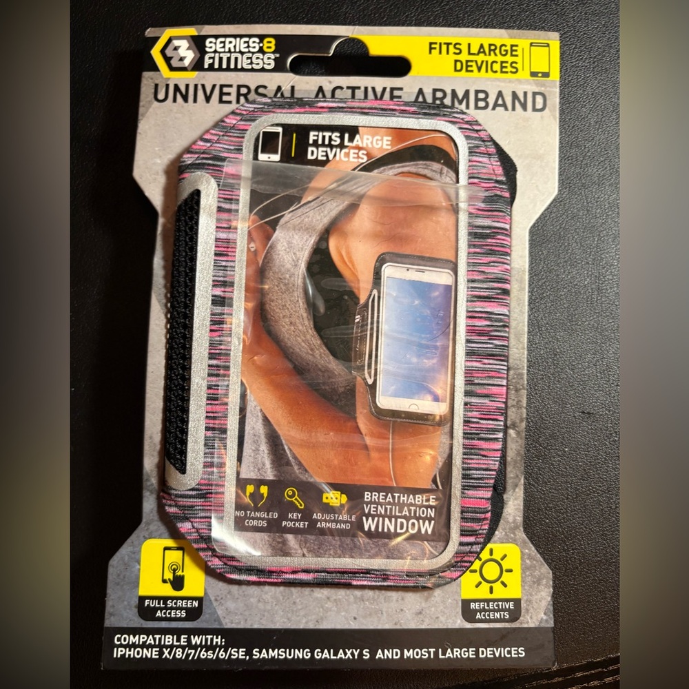 Series 8 Fitness Universal Active Armband